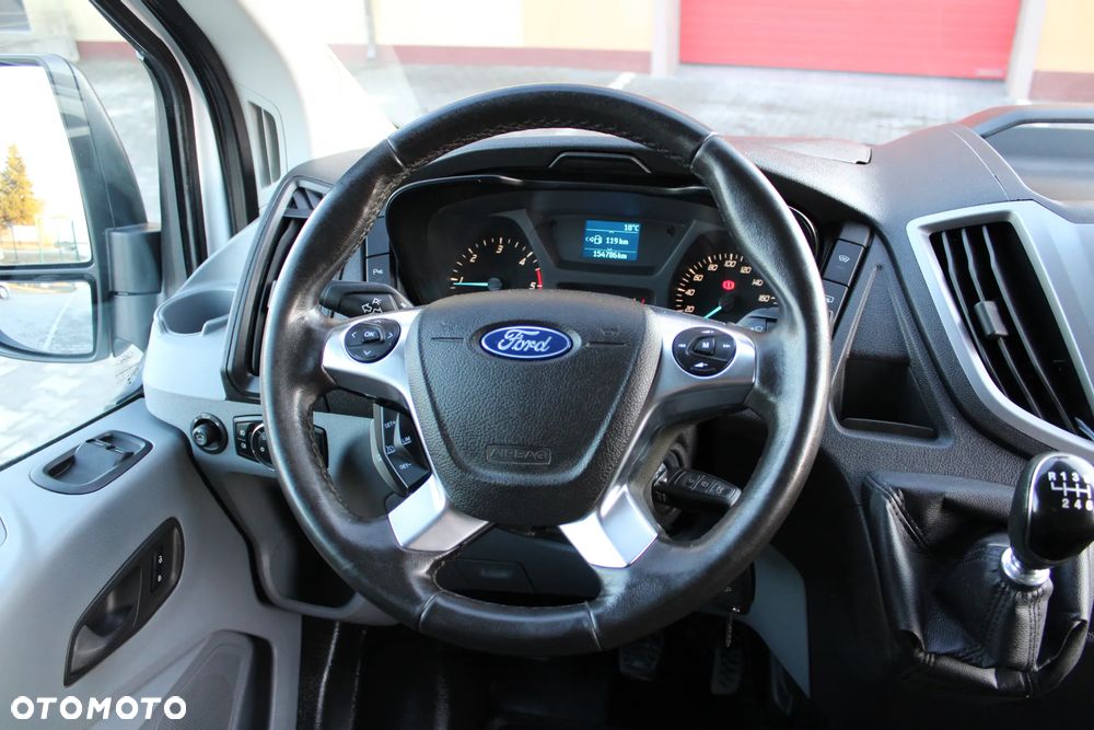 Ford Transit - 27