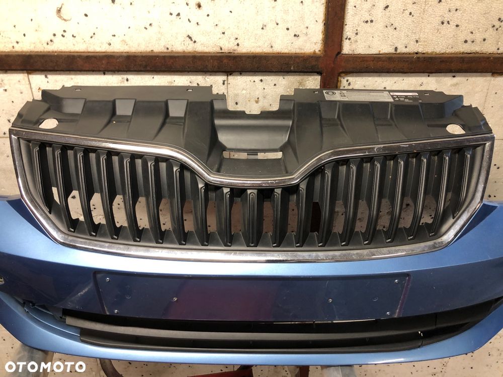 SKODA FABIA III ZDERZAK PRZÓD PRZEDNI 6V0807221 - 4