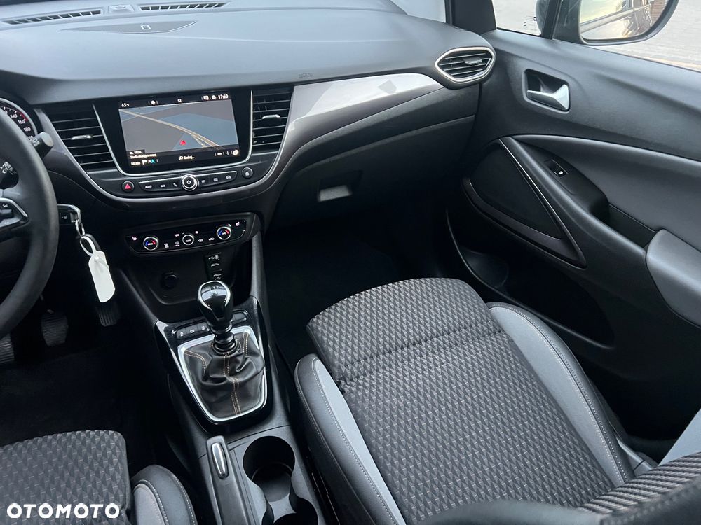 Opel Crossland X - 17