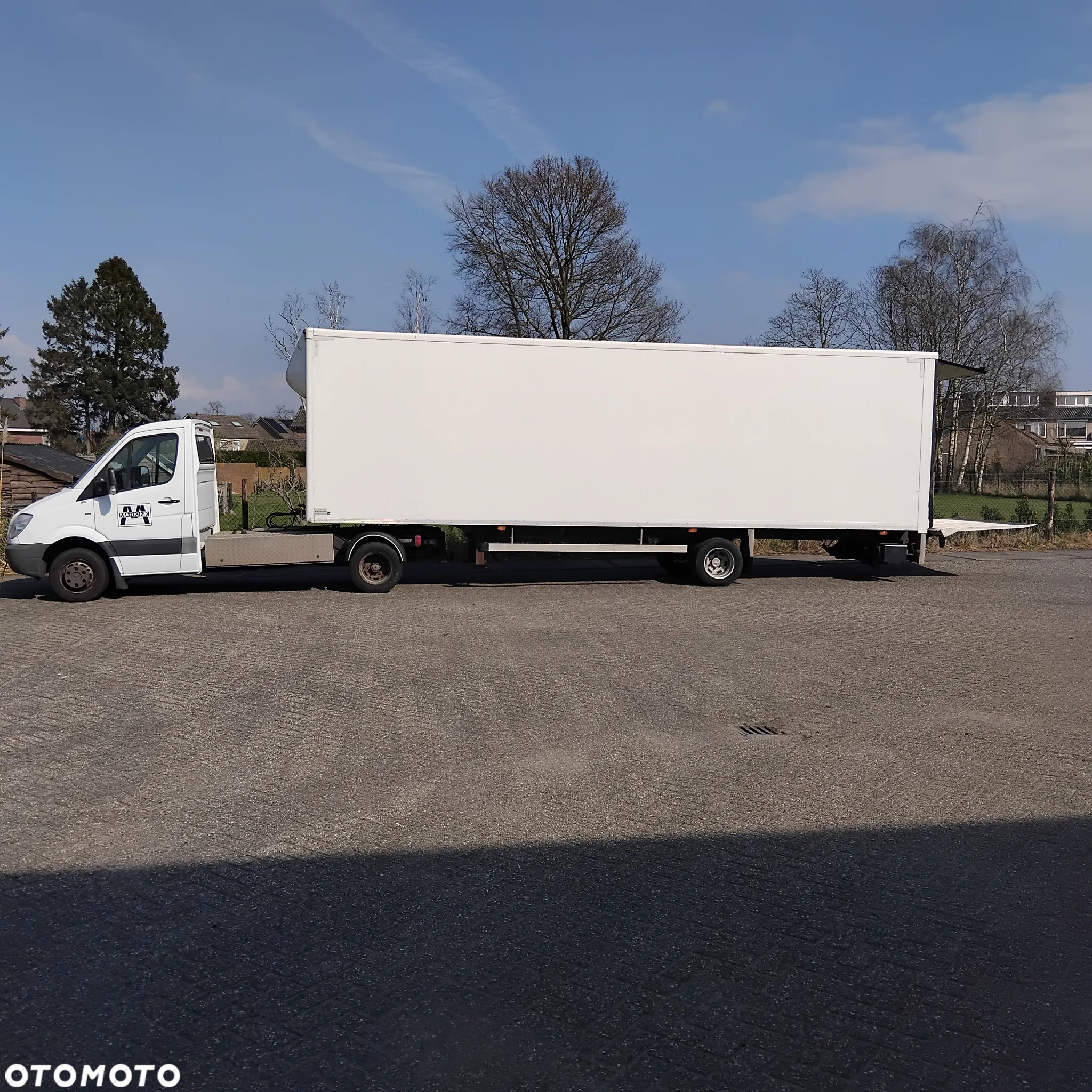 Mercedes-Benz Sprinter - 2