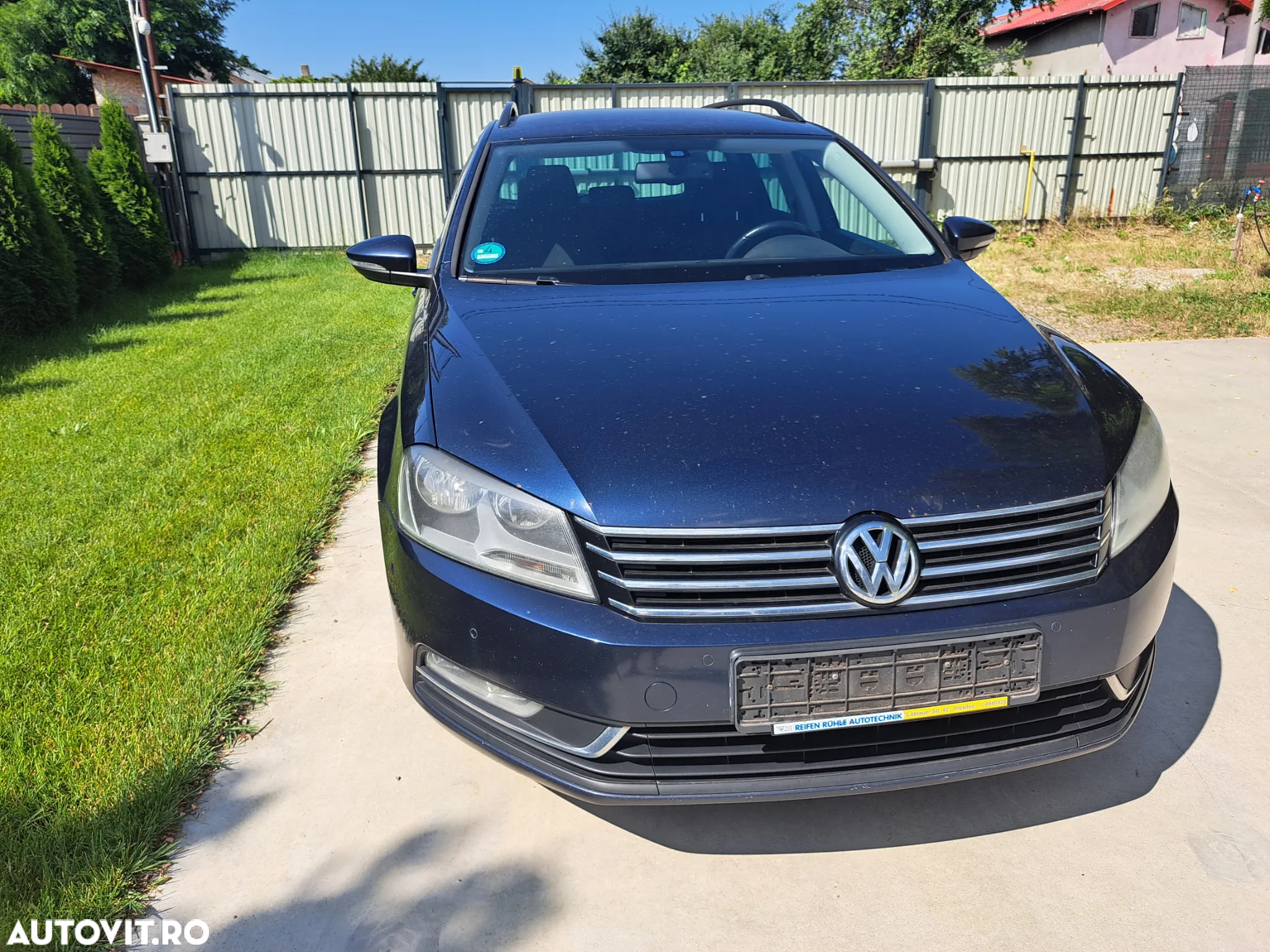 Volkswagen Passat Variant 2.0 TDI 4Motion BlueMotion Technology Business Edition - 4