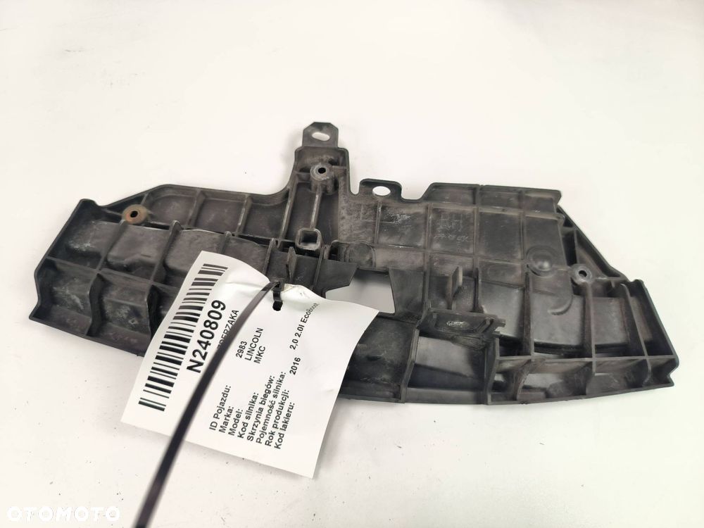 OSŁONA LINCOLN MKC PRAWA LAMPY - 1