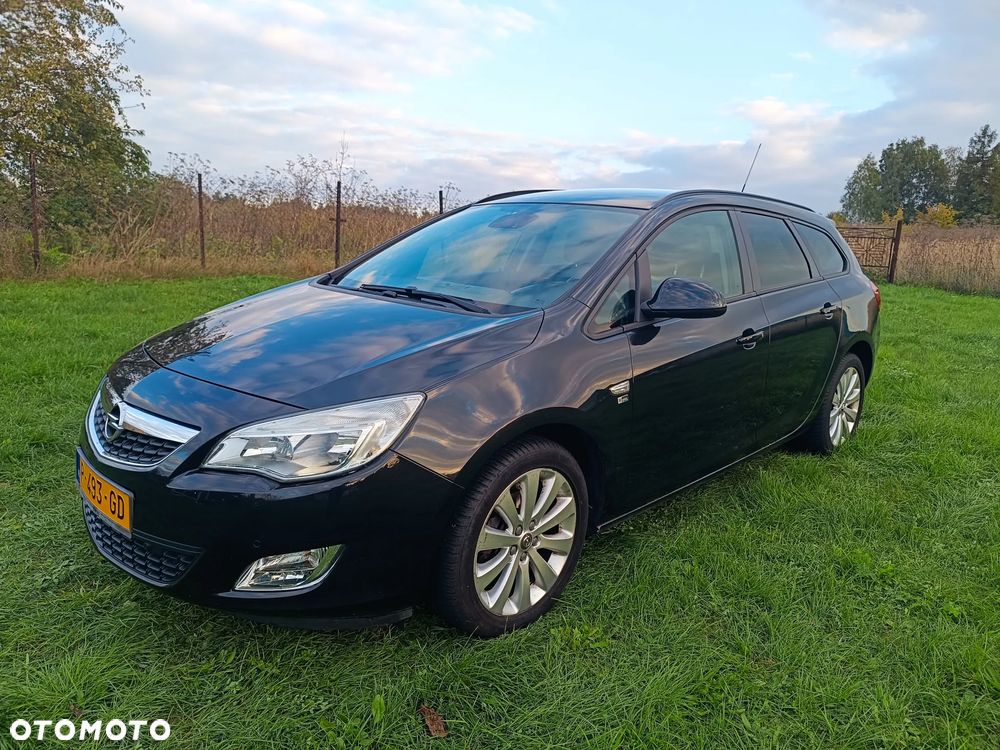Opel Astra IV 1.4 T Cosmo