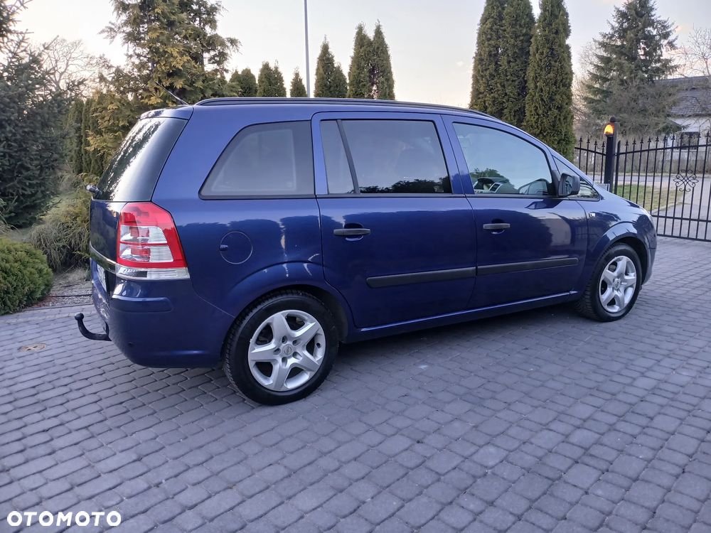 Opel Zafira - 11