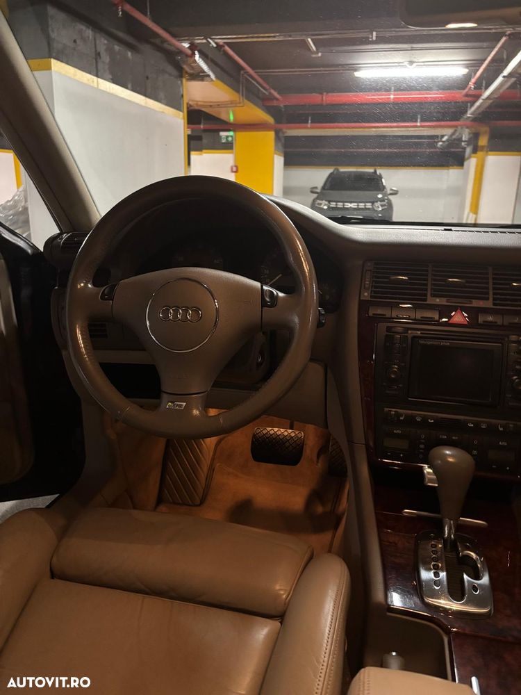 Audi S8 - 15