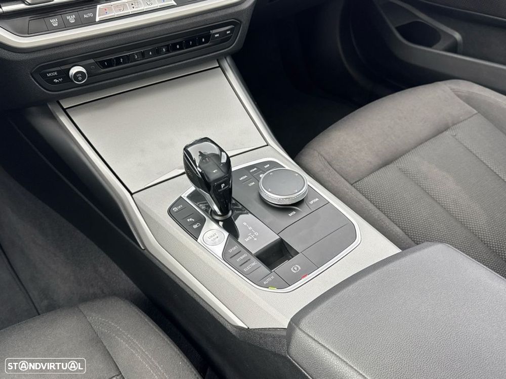BMW 330 e Auto - 20