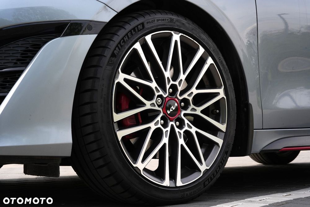 Kia ProCeed - 33