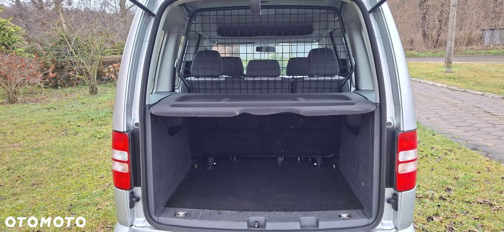 Volkswagen Caddy - 10