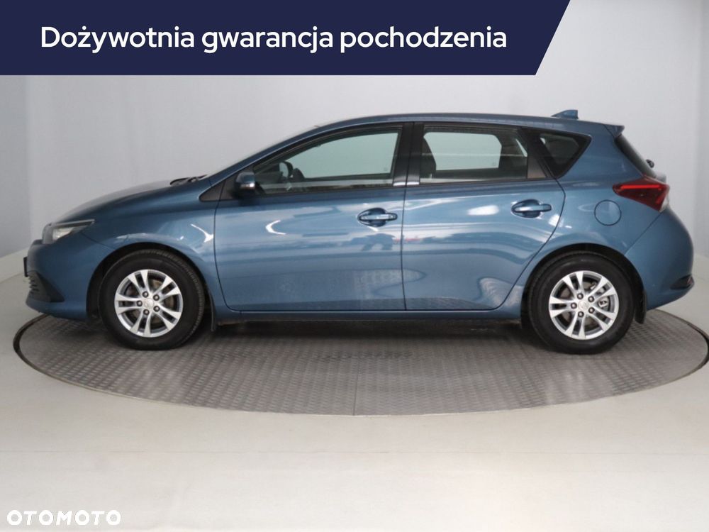 Toyota Auris - 4