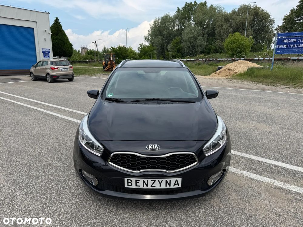 Kia Ceed 1.6 GDI Dream-Team Edition - 9
