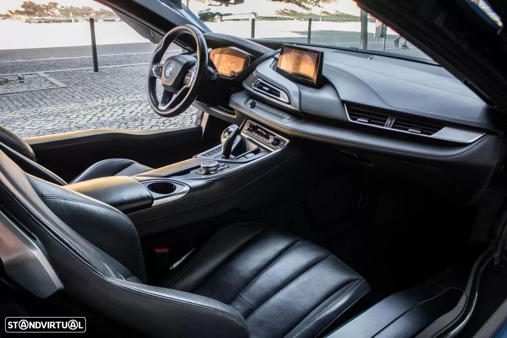 BMW i8 Standard - 29