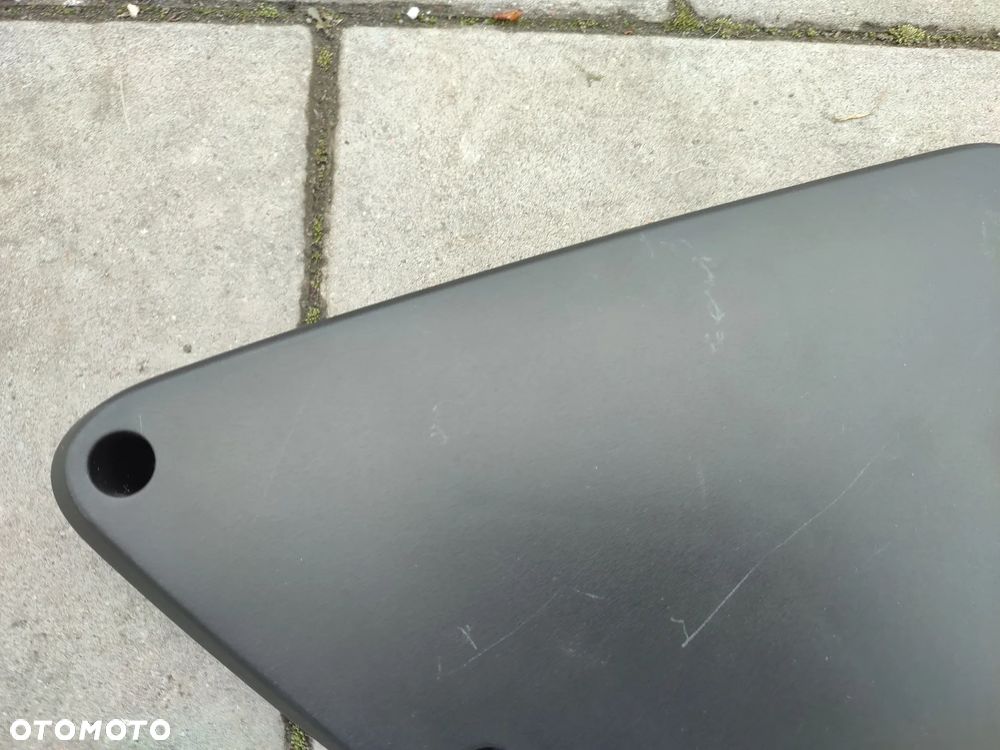 Osłona, klapka Airboxa KTM 690 Duke - 6