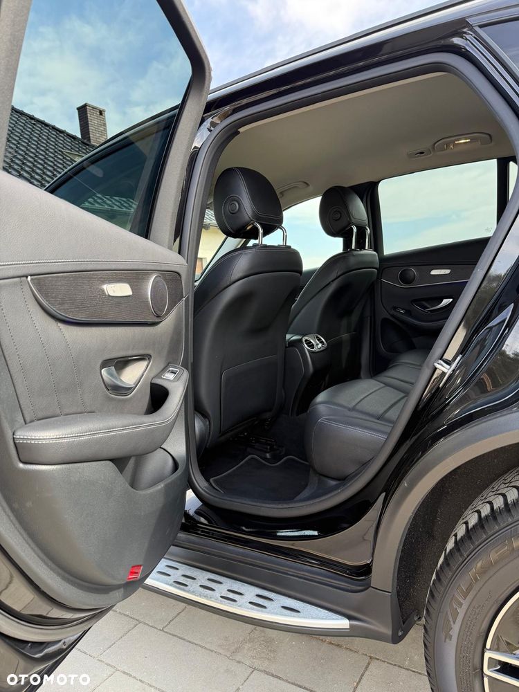 Mercedes-Benz GLC - 7