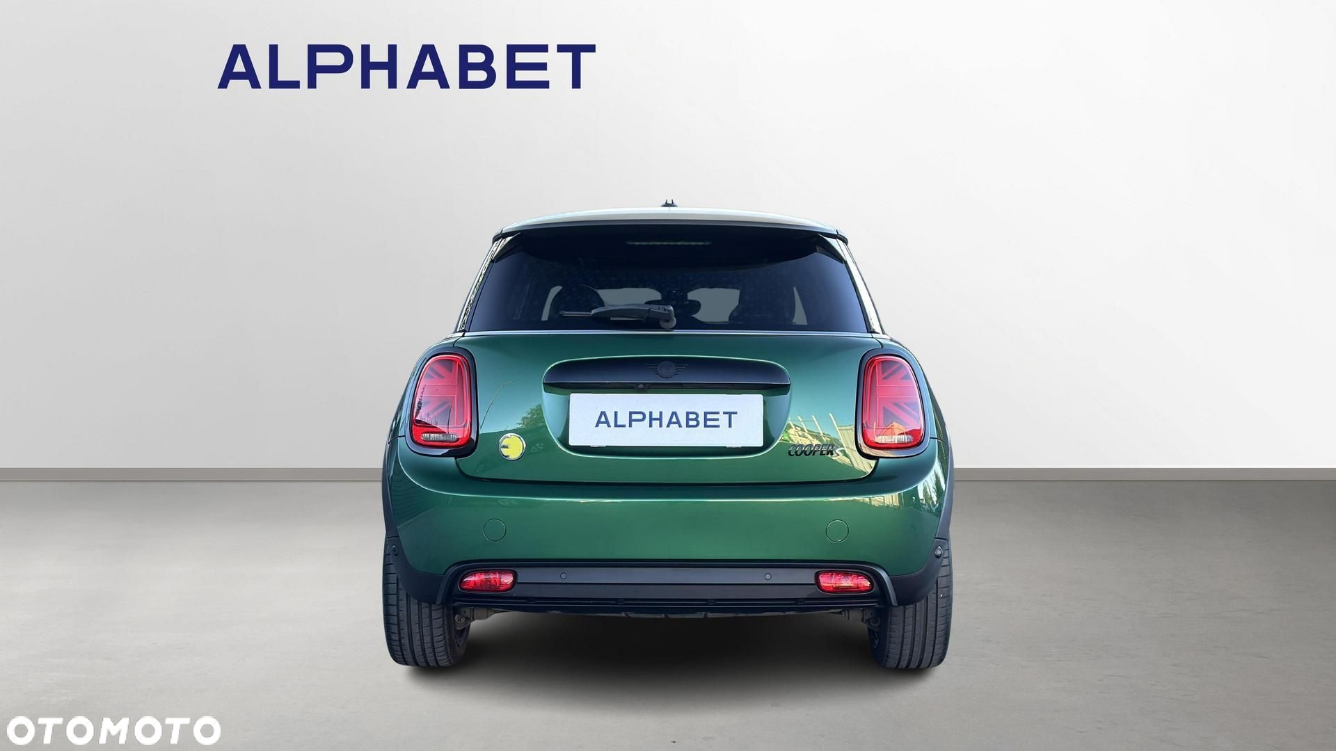 MINI Cooper SE Electric Trim - 9