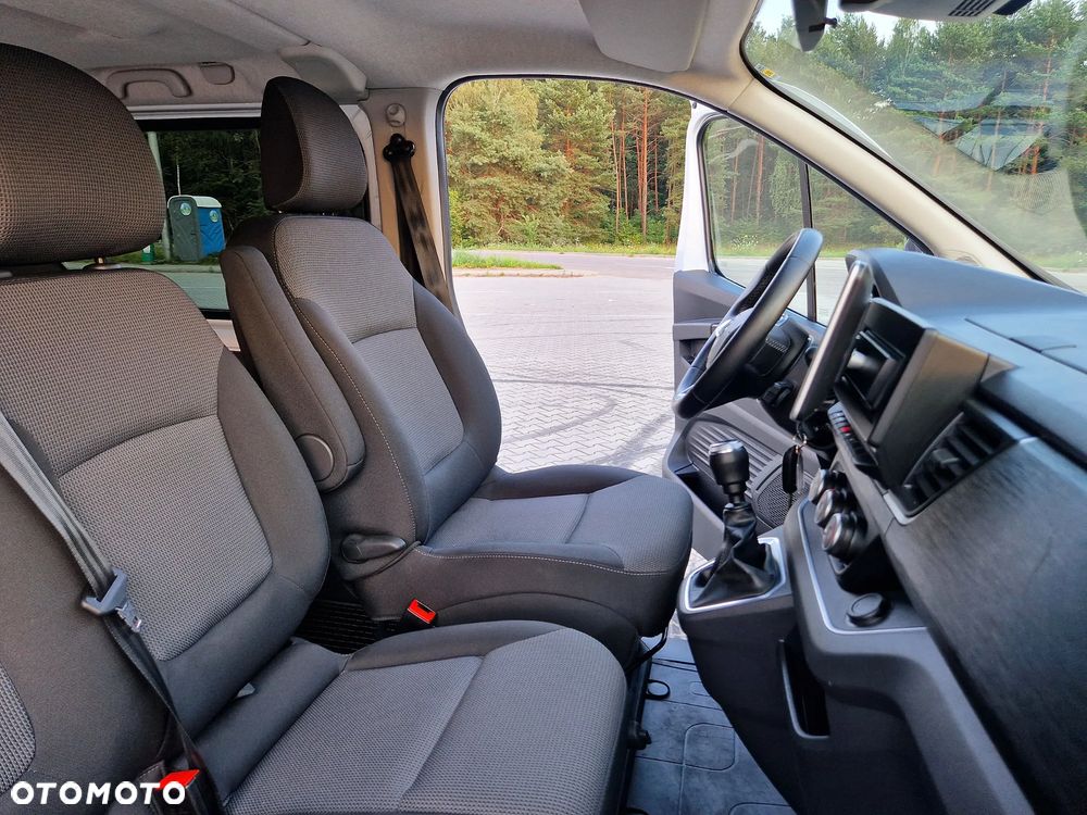 Renault Trafic 2.0 dCi - 19