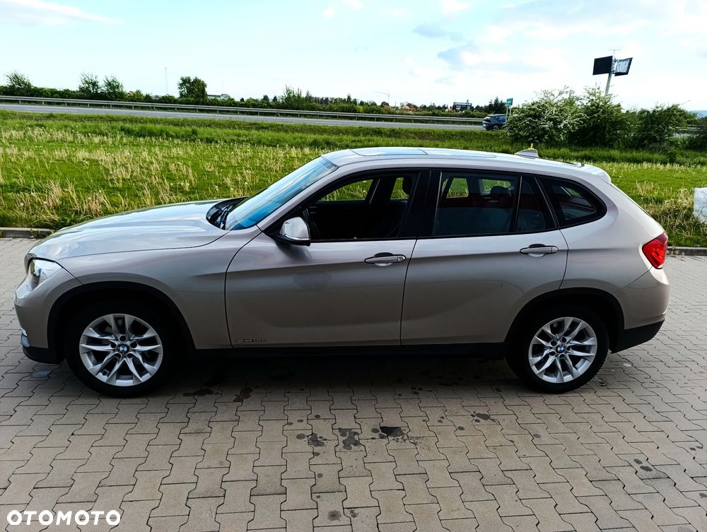 BMW X1 sDrive18d Sport Line - 5