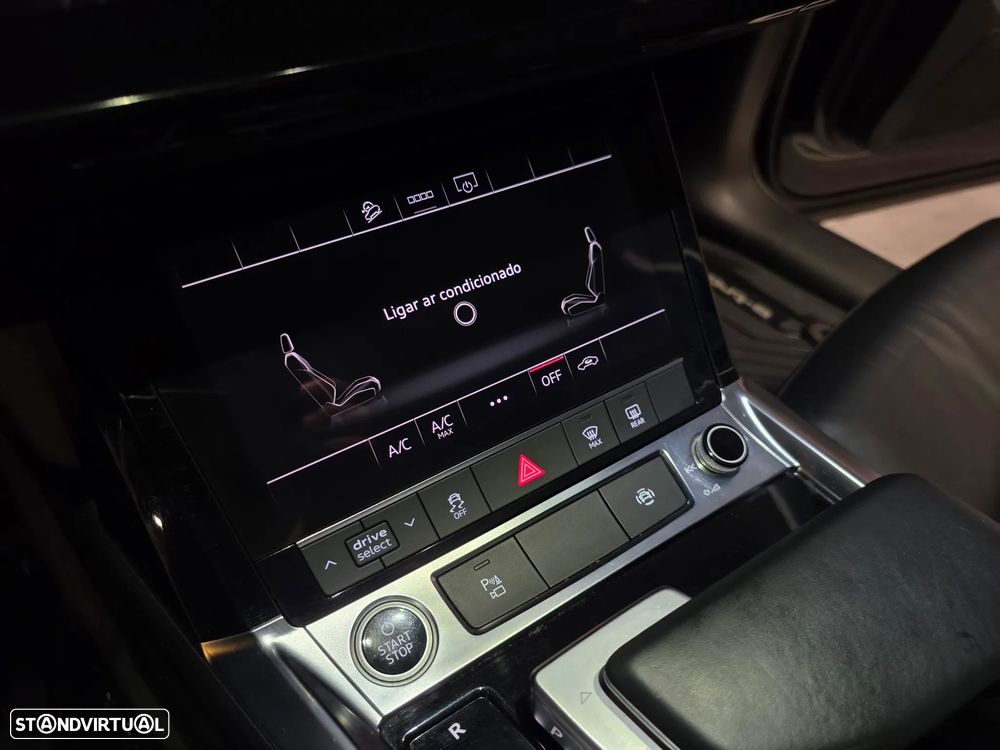 Audi e-tron 55 quattro - 41