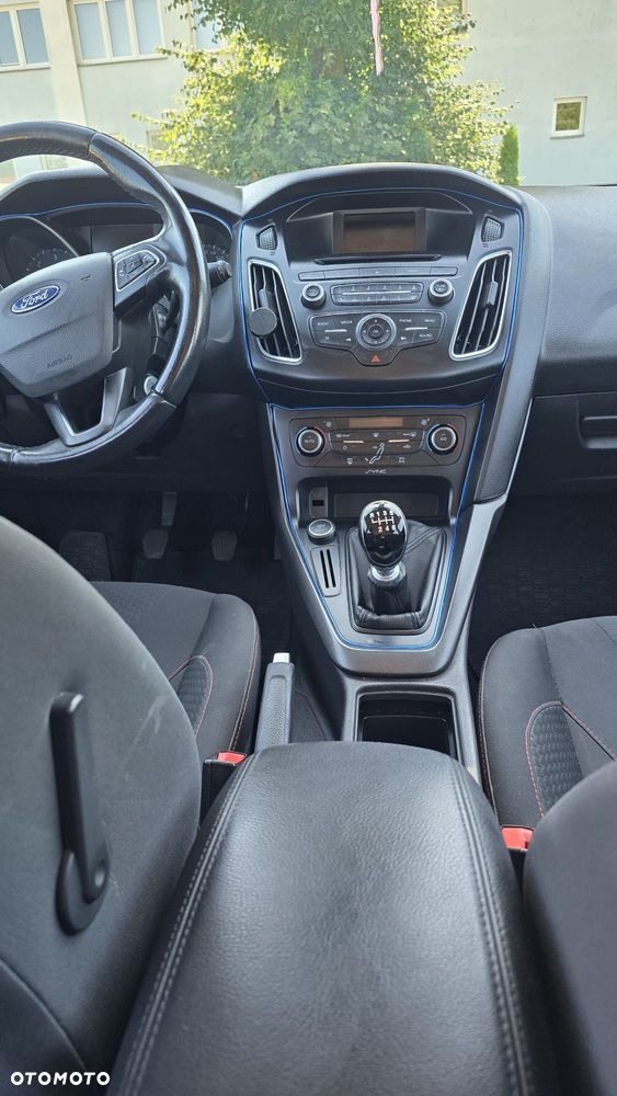 Ford Focus 1.5 TDCi Trend - 10