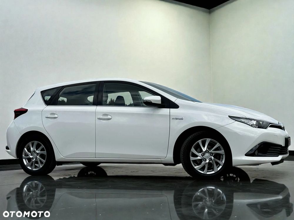 Toyota Auris 1.8 VVT-i Automatik Free Style - 3