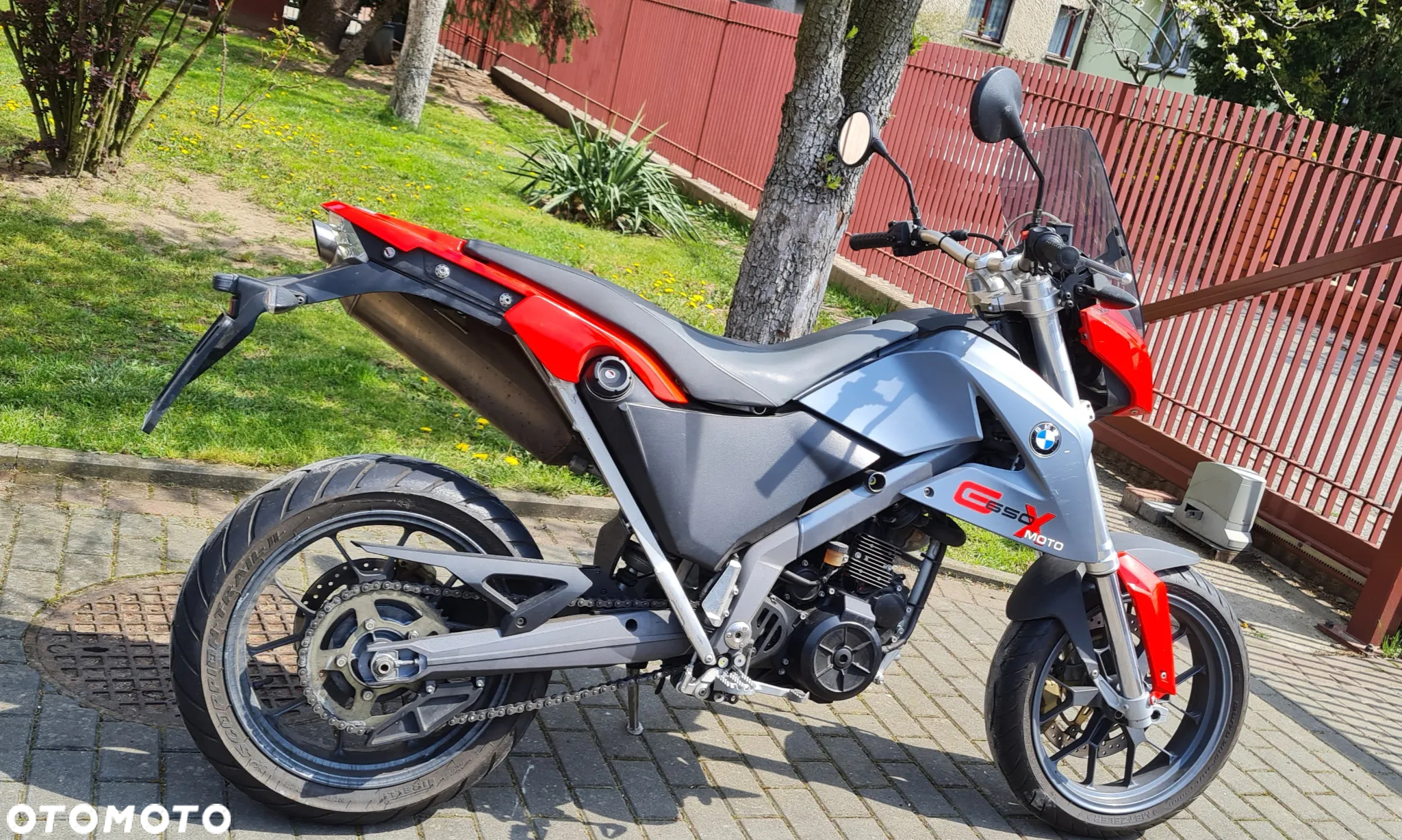 BMW G - 12