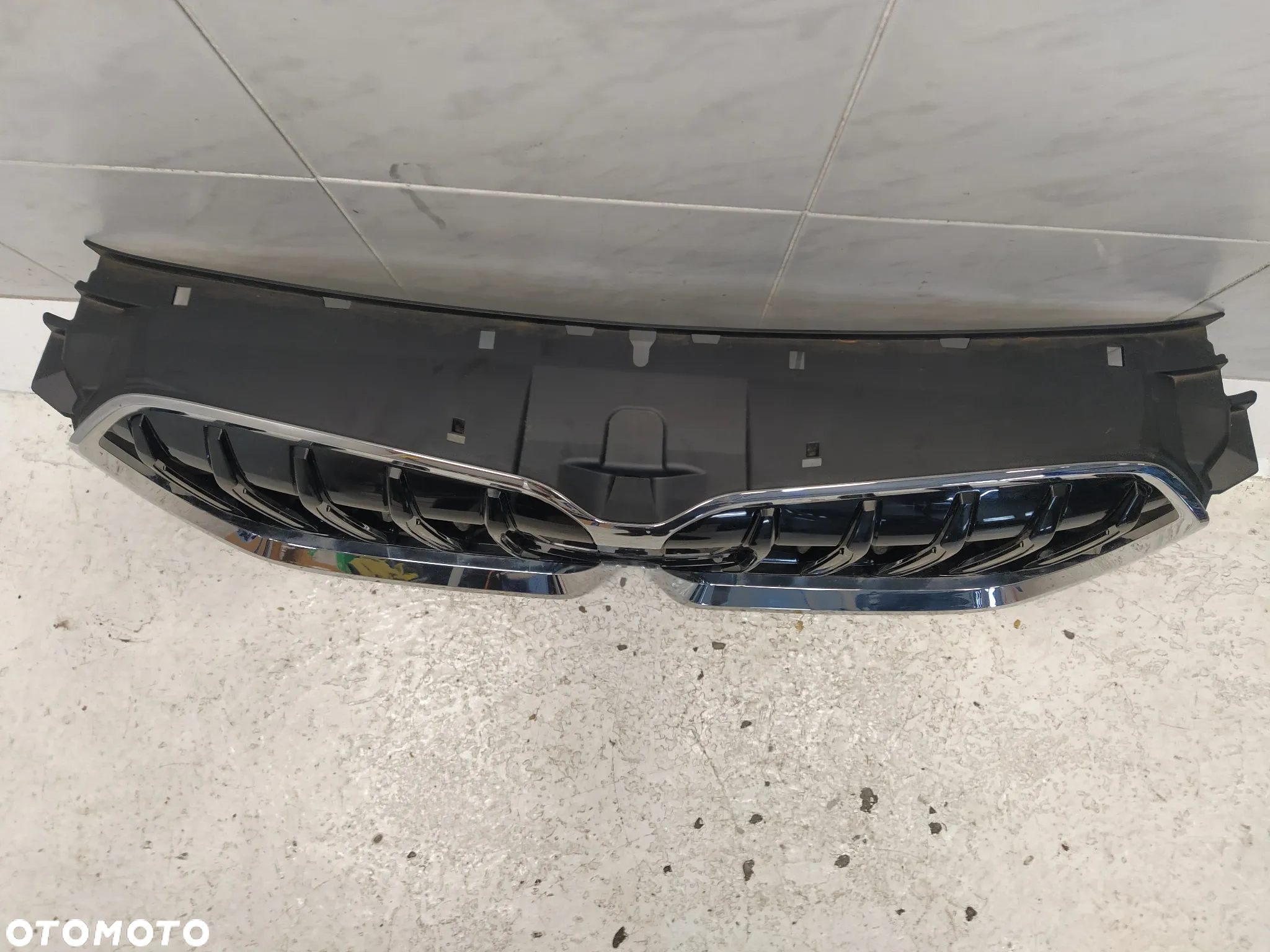 BMW X1 U11 GRILL ATRAPA CHŁODNICY KRATKA NERKA CHROM RAMKA CZARNY ŚRODEK NOWY ORYGINAŁ - 3