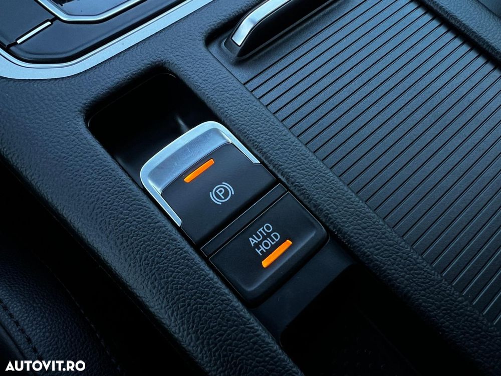 Volkswagen Passat Alltrack - 19