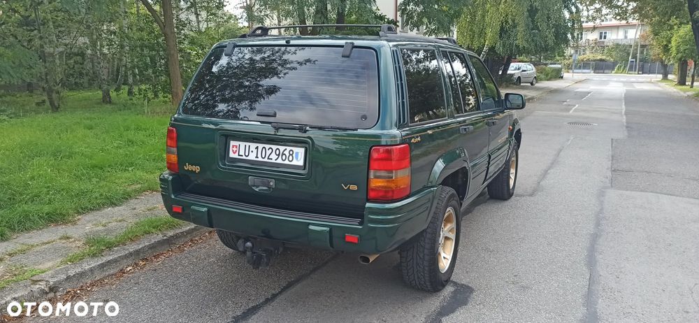 Jeep Grand Cherokee - 13
