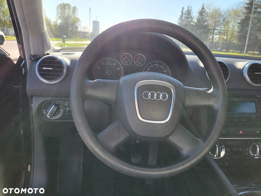 Audi A3 Sportback - 14