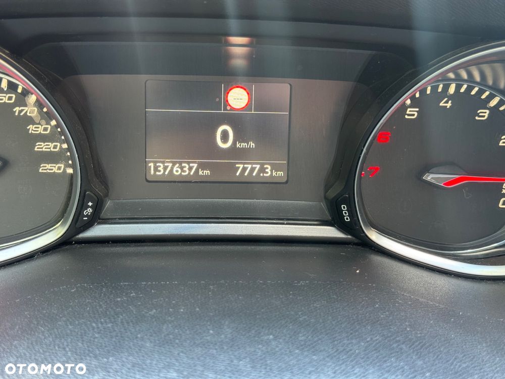 Peugeot 308 130 e-THP Stop & Start Allure - 11