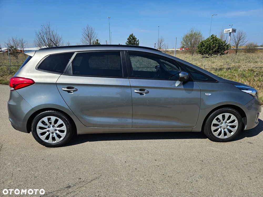 Kia Carens 1.7 CRDi M - 7