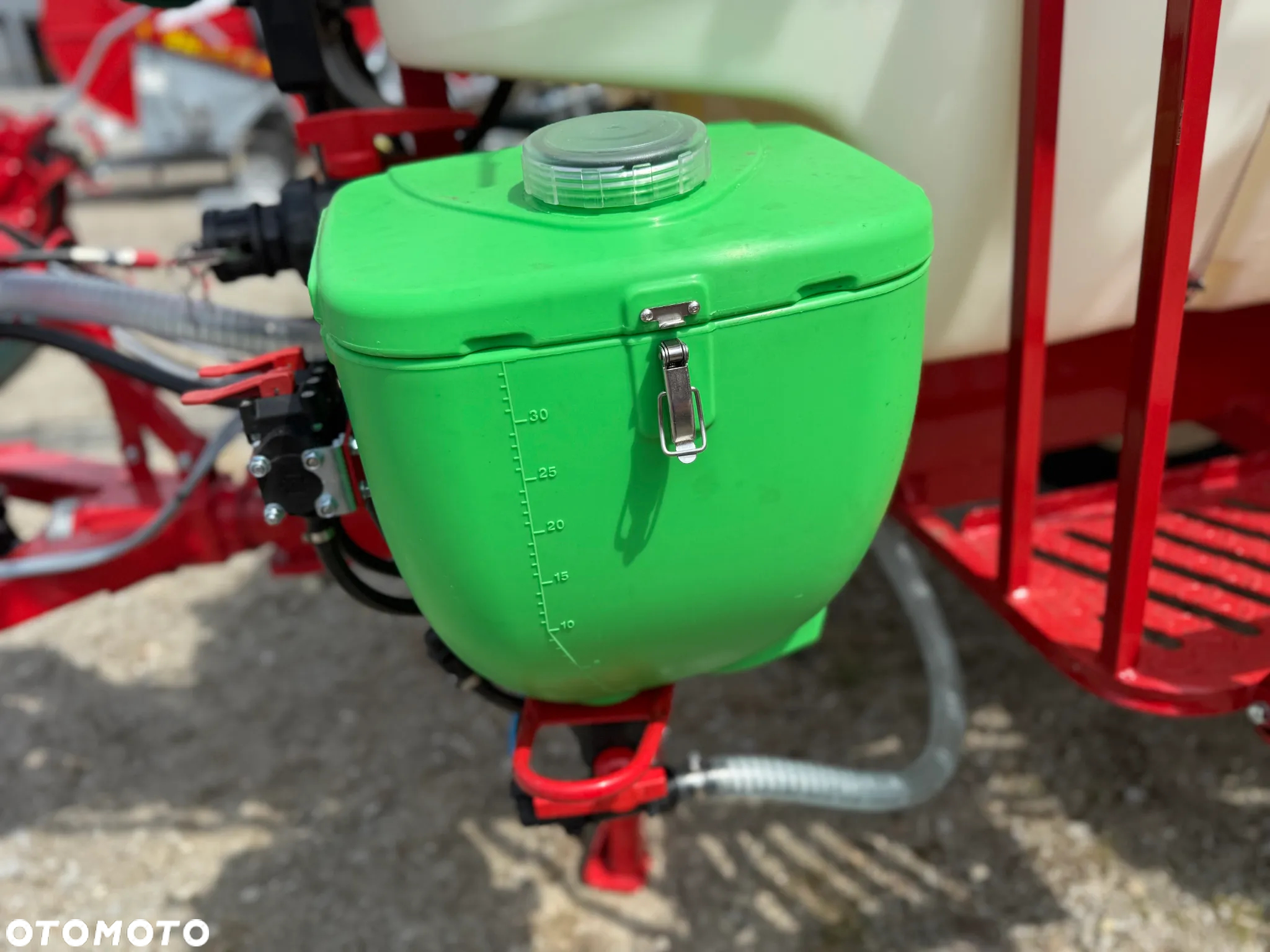 BURY Opryskiwacz Bury Pelikan 2000l / 18m (KMK Agro) - 5