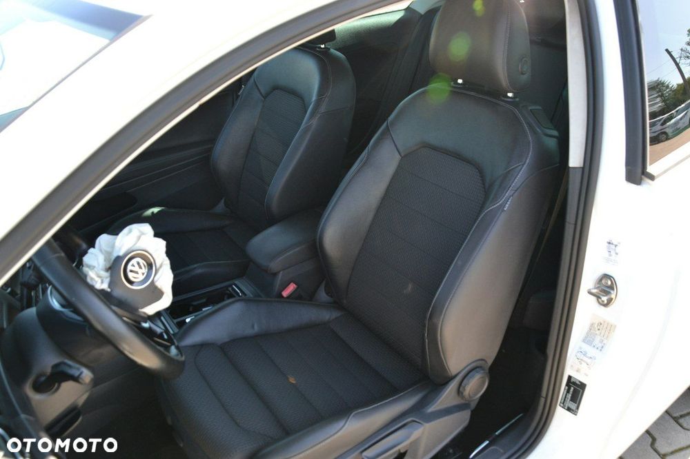 Volkswagen Golf - 13