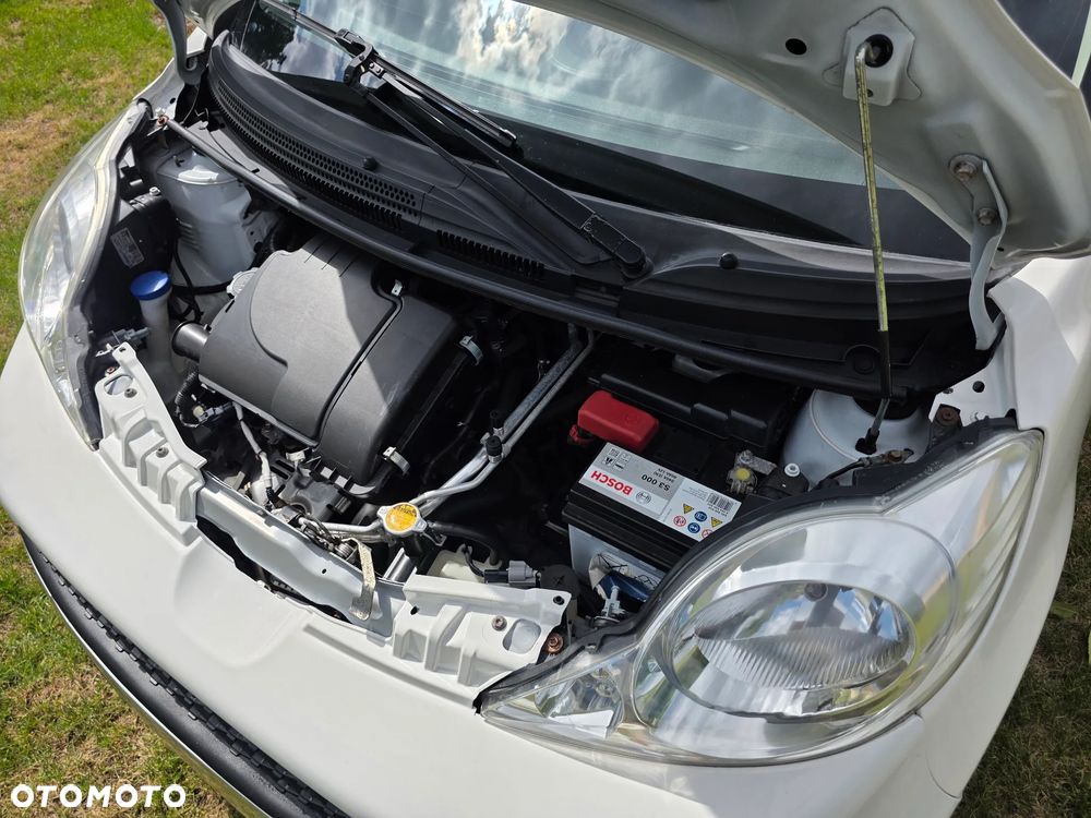 Peugeot 107 1.0 Trendy - 32
