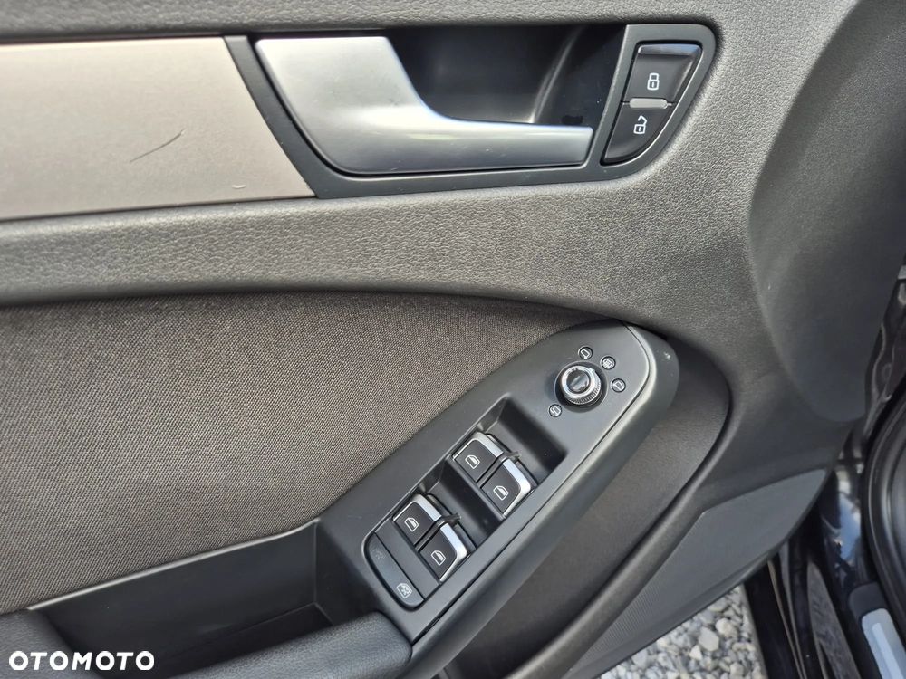 Audi A4 Avant 2.0 TDI DPF Ambition - 36