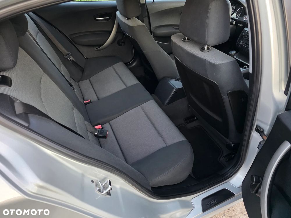 BMW Seria 1 - 11