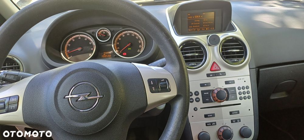Opel Corsa - 4