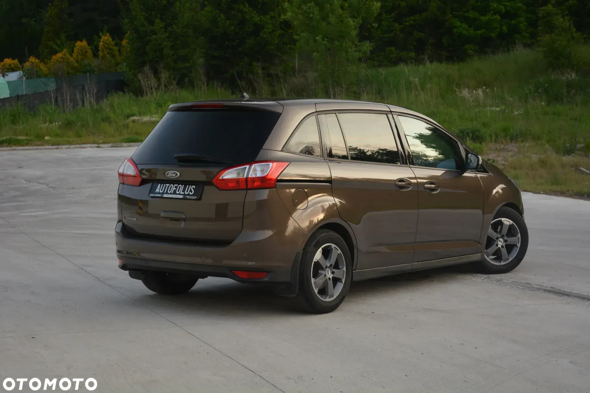 Ford Grand C-MAX - 3