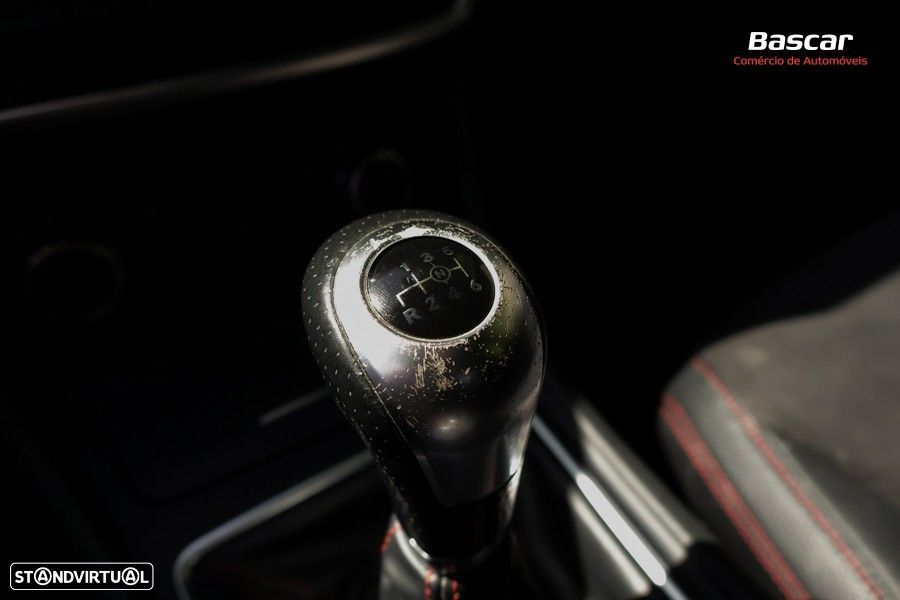 Mercedes-Benz CLA 200 d AMG Line - 41