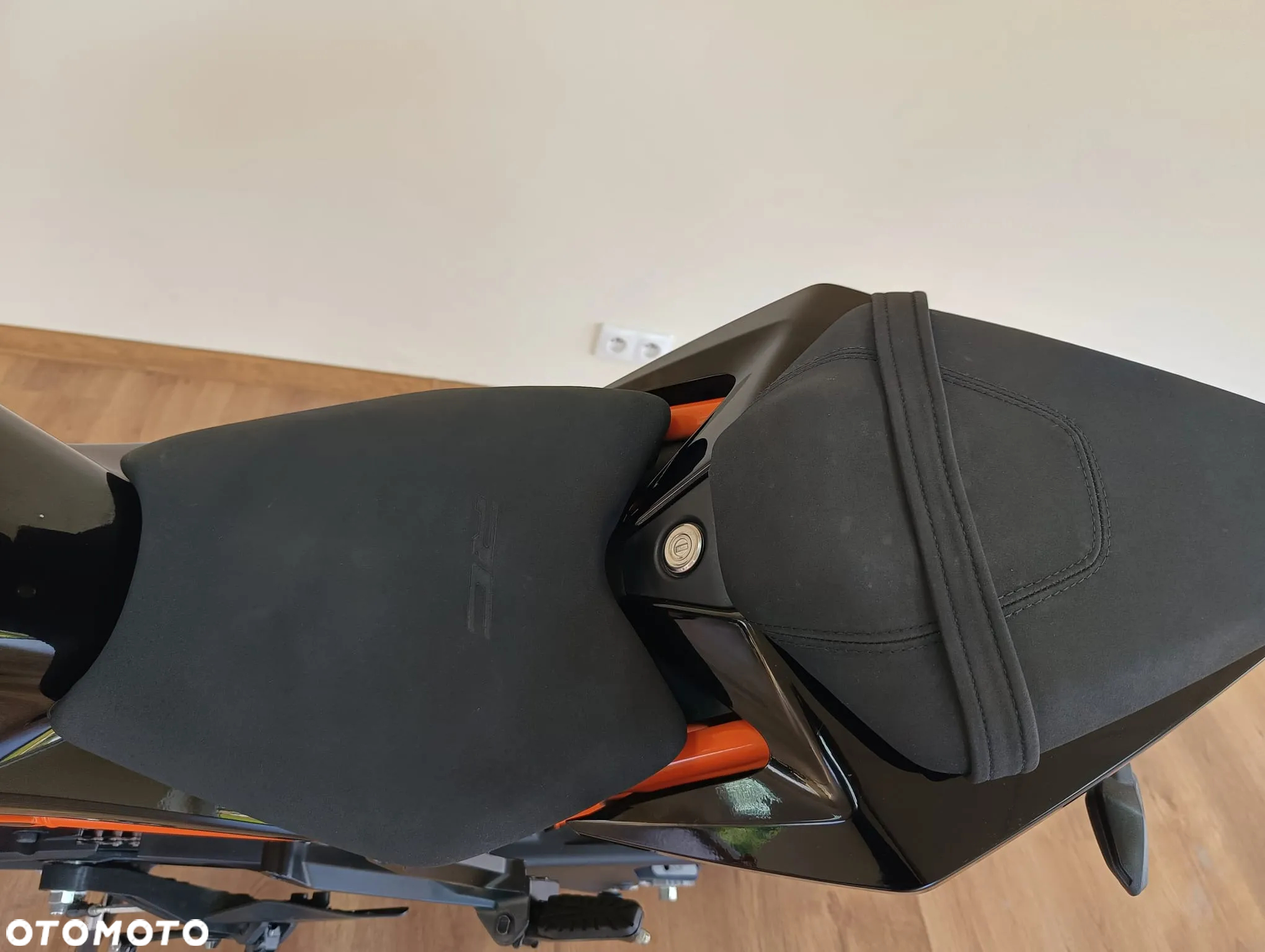 KTM RC 125 - 9
