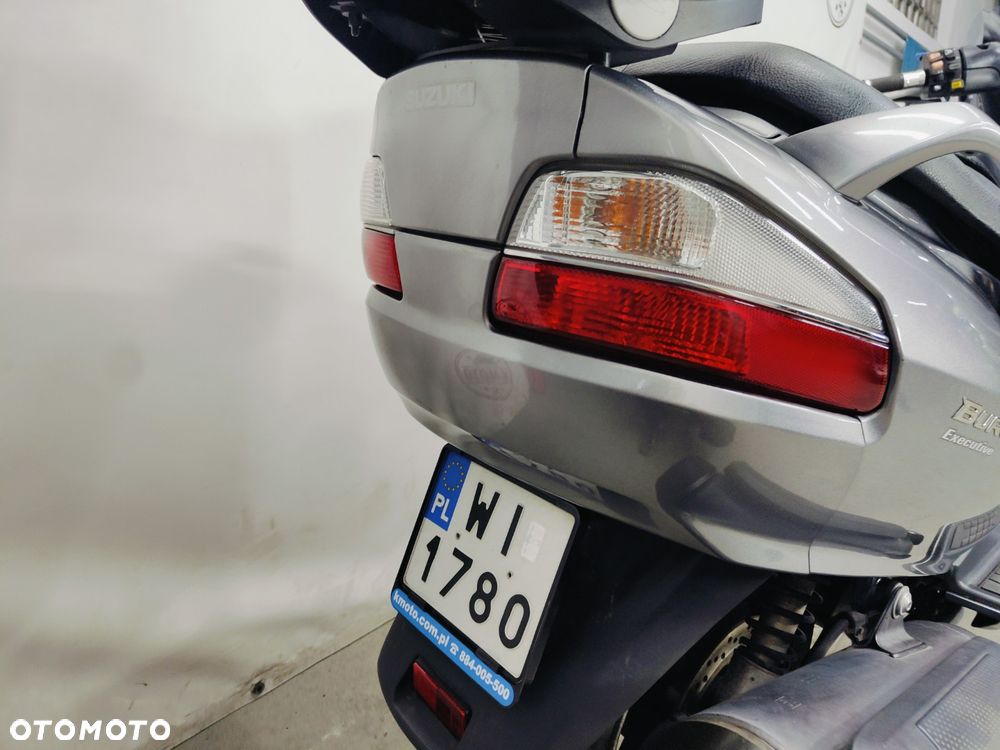 Suzuki Burgman - 10