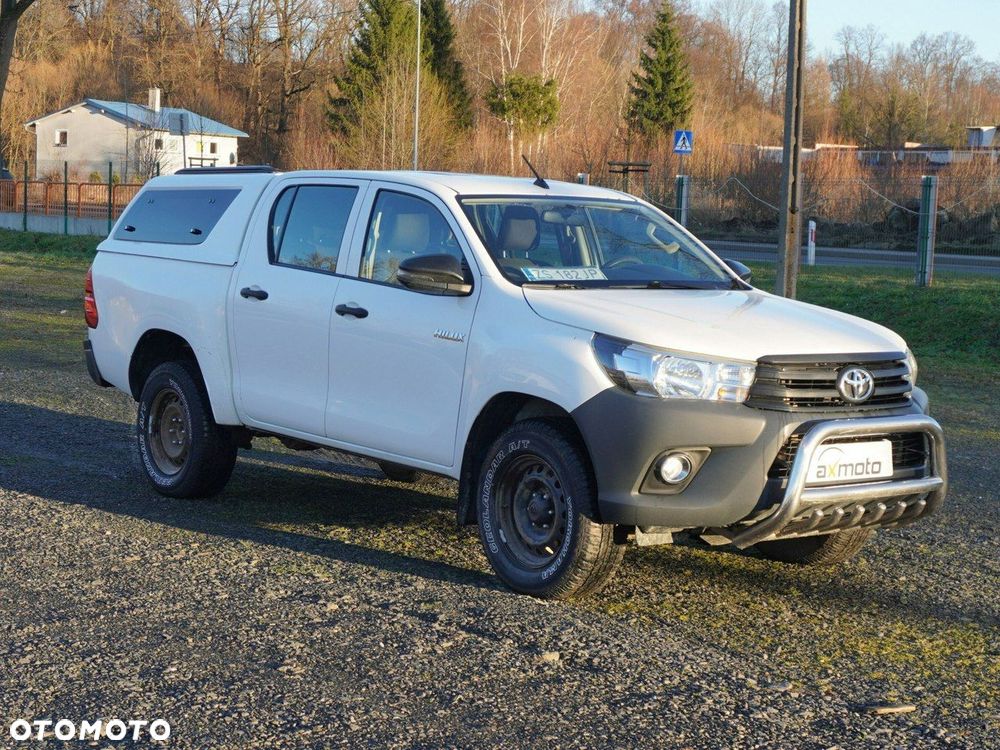 Toyota Hilux - 5
