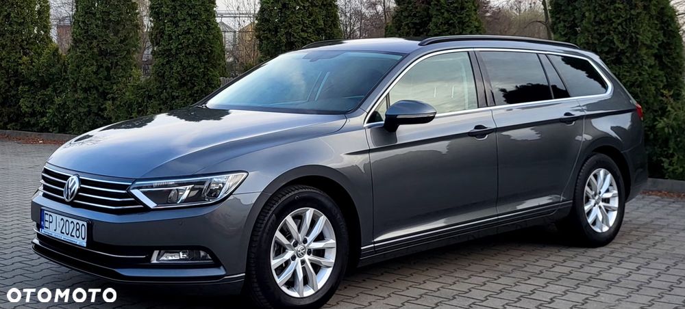 Volkswagen Passat - 14