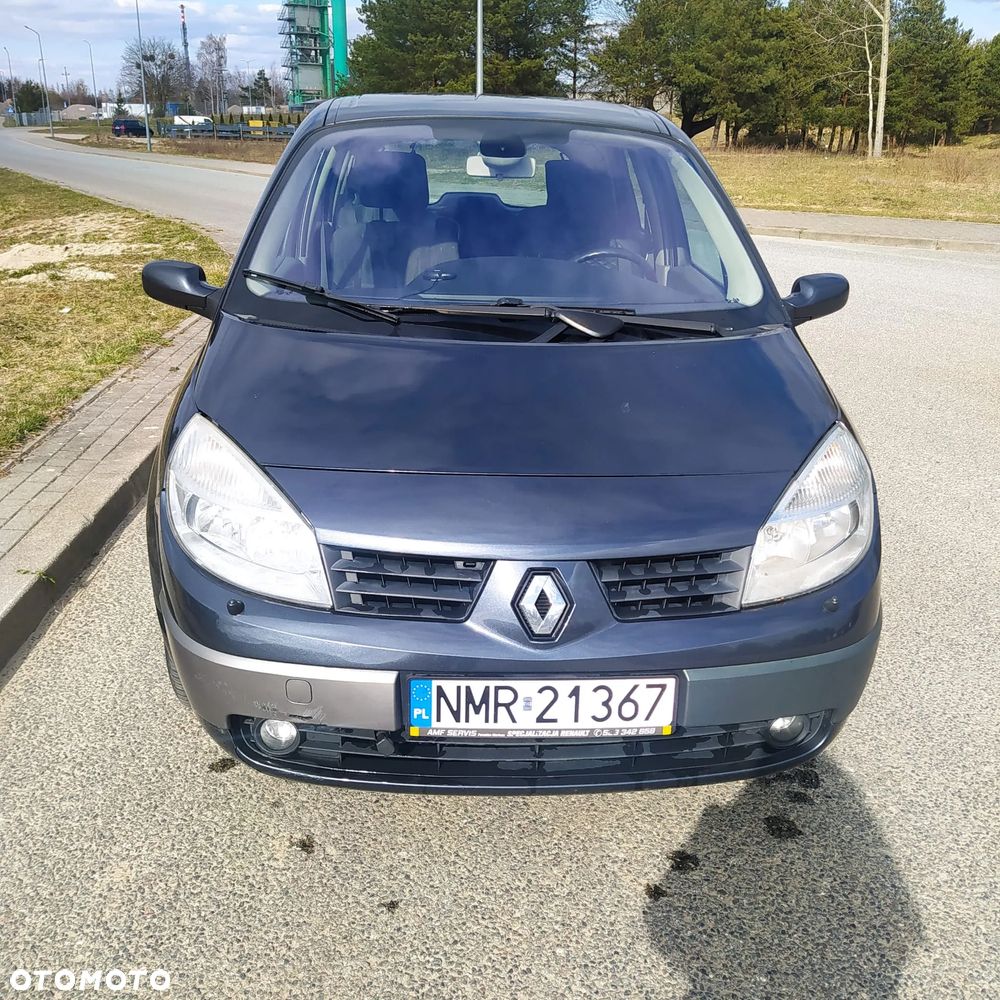 Renault Scenic 2.0 Confort Privilege - 2