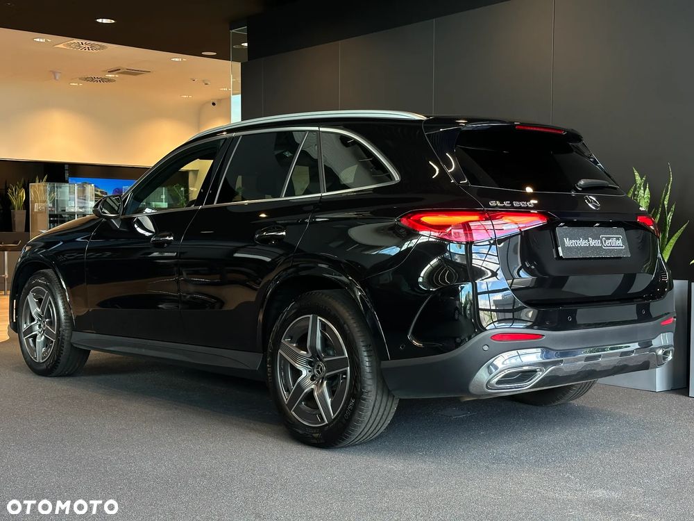 Mercedes-Benz GLC - 4