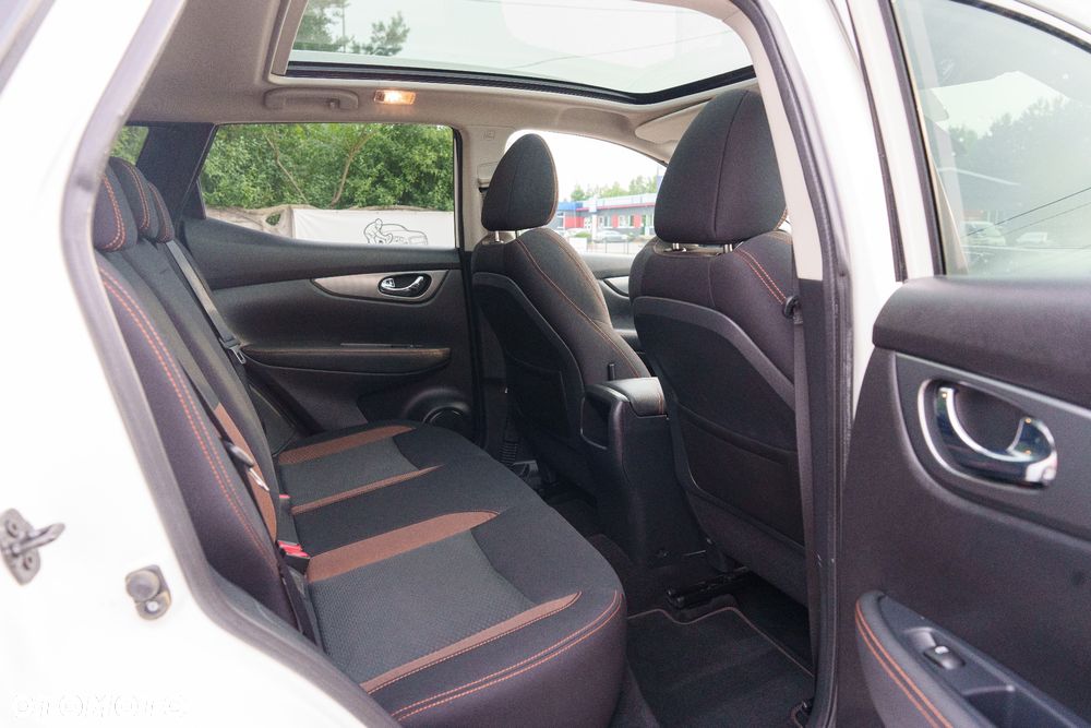 Nissan Qashqai 1.3 DIG-T N-Motion - 17