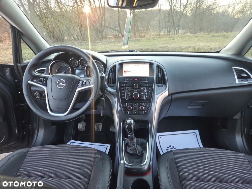 Opel Astra 1.7 CDTI DPF Cosmo - 18