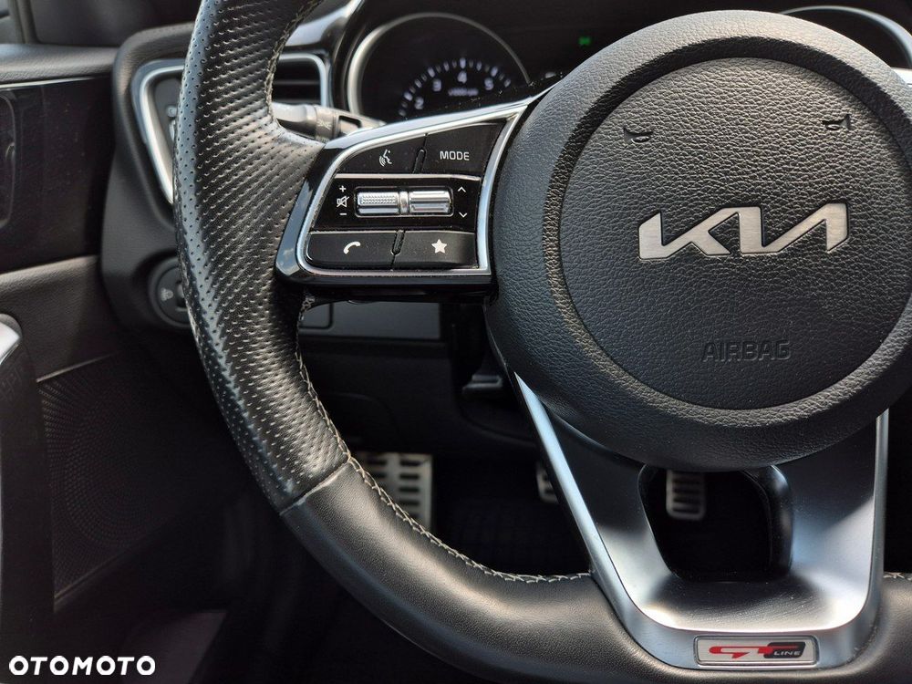 Kia ProCeed - 22
