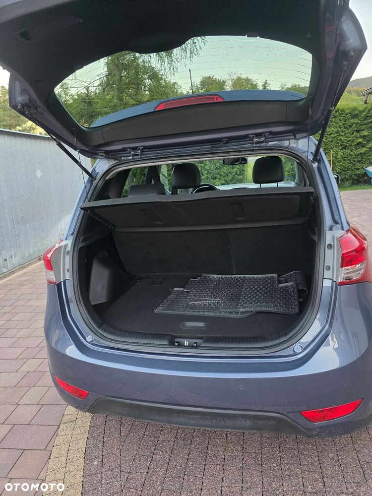 Hyundai ix20 ver-1-6-blue-comfort - 16