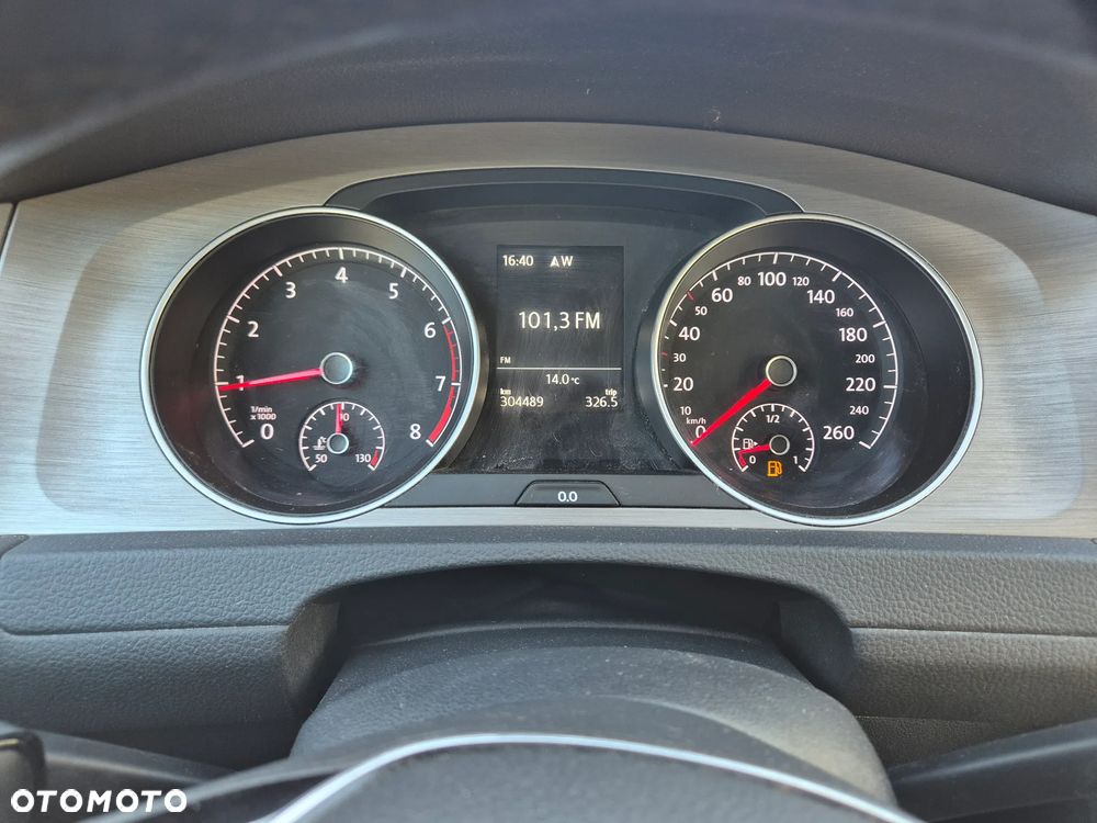 Volkswagen Golf 1.0 TSI BlueMotion Comfortline - 13