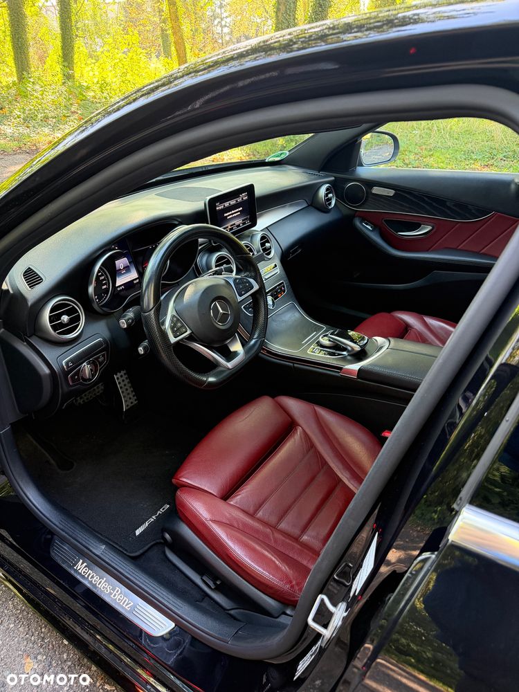 Mercedes-Benz Klasa C 400 4Matic 9G-TRONIC AMG Line - 34